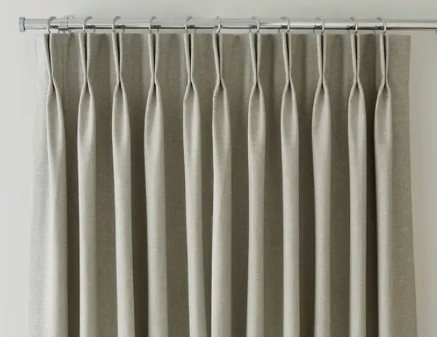 Curtain Type: Pinch Pleat Curtains